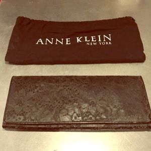 Anne Klein clutch